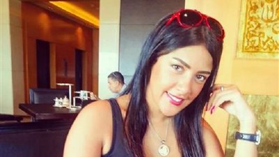 «نرمين ماهر» تخطف الأنظار بـ«سيلفي» على «إنستجرام»