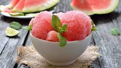 طريقة عمل آيس كريم البطيخ 