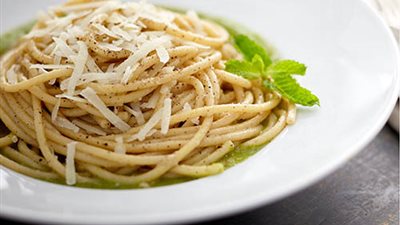 مذاقها لذيذ.. 3 فوائد غذائية لاسباجيتي القمح الكامل