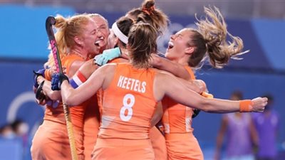 المنتخب الهولندي يتوج بذهبية هوكي السيدات بأولمبياد طوكيو