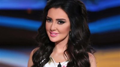 وفاة والد ميساء مغربي.. وجومانا مراد أول المعزيين