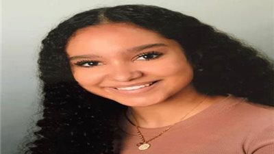 حفل لأصغر مغنية مصرية في أوبرا فيينا على مسرح سيد درويش بالإسكندرية