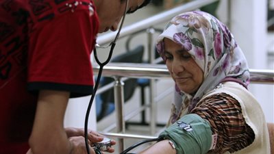 أزمة لمرضى الكبد.. هيئة الدواء تمنع تداول عقارين بالأسواق