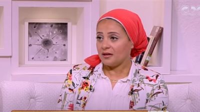 3 مراحل طبيعية لتغيير جسم البنات.. وطبيبة: سن البلوغ يبدأ من 12 سنة| فيديو