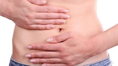 أبرزها نزيف شديد بالمهبل.. 9 أعراض لسرطان الرحم 