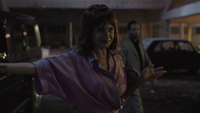 نيللي كريم تستعد لخيانة زوجها في 