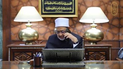 أم بـ 100 أب.. قصة المرأة التي أشاد بها شيخ الأزهر  