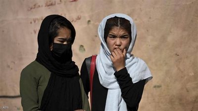 حكايات من خلف البرقع.. المرأة الأفغانية بلا تعليم وعمل بأمر طالبان