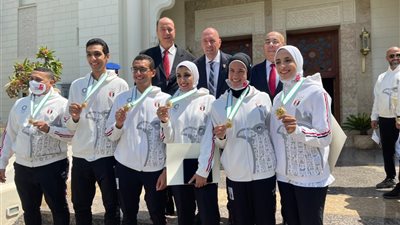 هداية ملاك تحتفل بصورة بعد تكريم الرئيس: الحمد لله قدرنا نرفع علم بلدنا عاليًا