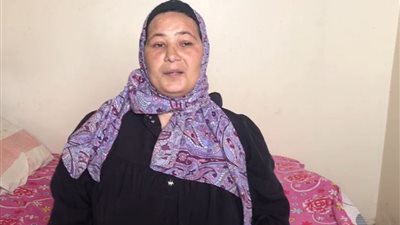 مريض بالسادية.. زوج يقتل زوجته من التعذيب بالحرق وعصى «المقشة»