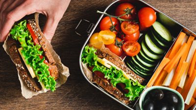 5 طرق لتجنب الإصابة بالسمنة.. متحرمش نفسك وتناول أطعمة مغذية ومشبعة