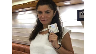 غادة عادل راقصة شعبية بـ 