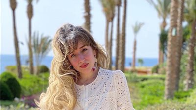 أفضل 7 إطلالات جذابة لفرح الزاهد على السوشيال ميديا || صور