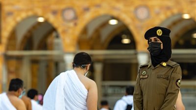 «فاطمة والعنود».. امرأتان تدخلان تاريخ السعودية 