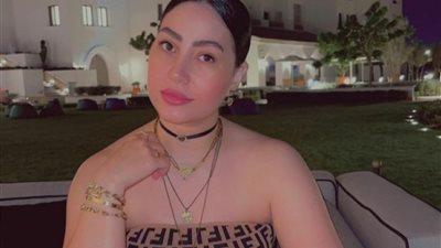 بوسي بـ«التايجر».. وجمهورها يُعلق: «أبو هشيمة بقى ولا إيه»