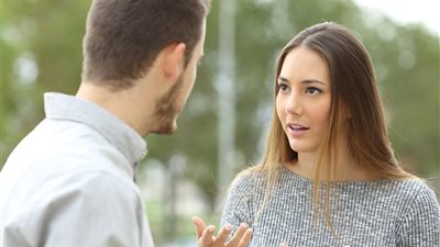 6 علامات تؤكد حب خطيبك لكِ أبرزها «لا يُقلل من قيمتك» 