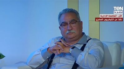 الرئيس السيسي لـ إبراهيم عيسى: «ما ينفعش اقطع التموين.. الناس تعبانة»| فيديو