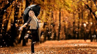 4 قطع ملابس سوداء تناسبك في خريف 2021 