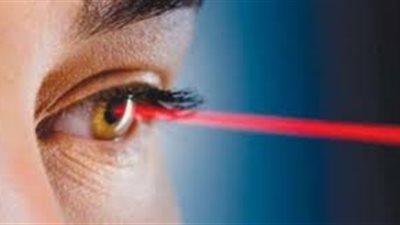 العين فلقت الحجر.. 