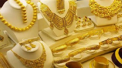 استقرار سعر الذهب عند انخفاضات الأمس