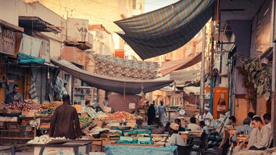 البطاطس تسجل 3.50والطماطم 6 جنيه في سوق العبور اليوم