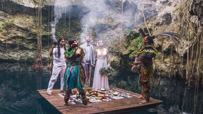  التوافق الفلكي شرط لإتمام الزفاف.. أغرب طقوس زواج المايا في جواتيمالا