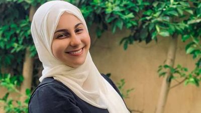 ياسمينا العلواني.. شبيهة أم كلثوم تُعلن ارتداءها الحجاب