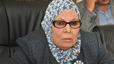 «نصير» توضح لـ«هير نيوز» حُكم ارتداء الأم لملابس مكشوفة أمام أبنائها