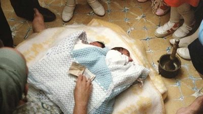 هل سبوع الطفل من تعاليم الإسلام أو إسراف وتبذير؟ الإفتاء تجيب