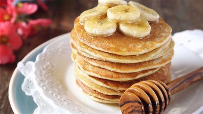 بطريقة صحية.. بان كيك لذيذ وسريع التحضير