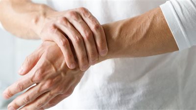 أعراض التهاب المفاصل وطرق علاجه