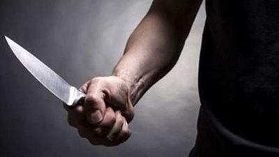 عمرها 17 سنة.. أب يطعن ويخنق ابنته المراهقة في أسوان