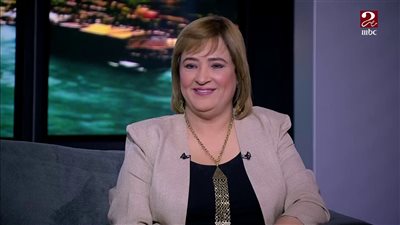 الدكتورة هالة منصور: العلاقة التي تبدأ بـ