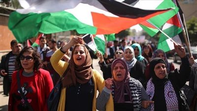 المرأة الفلسطينية.. أيقونة نضال ضد المحتل 