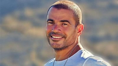 بعد تصريحات ابنة عمرو دياب.. تعرفي على أجر الهضبة في الحفلة الواحدة