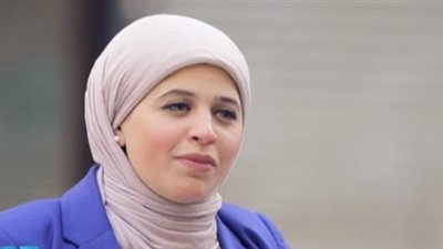«هديل صقر».. مذيعة تركت الإعلام بمشروع أكل بيتي من أجل الأمومة