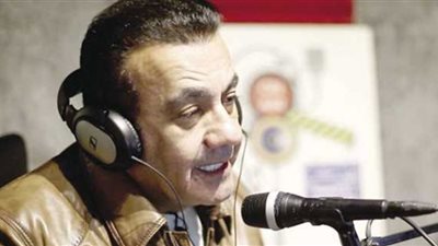 متصلة لأسامة منير: حبيبي قالي معاكي في أي حاجة إلا الجواز | فيديو 