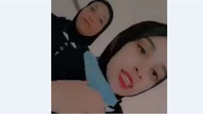 فصل طالبتين لتهديدهما زميلتهما بالقتل بمطواة في بورسعيد