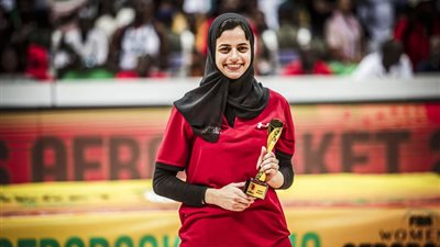 نجمة الأهلي تجري جراحة في الرباط الصليبي