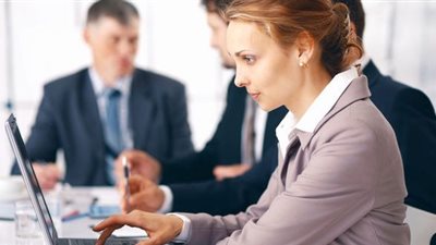 الأوقاف: استقلال الفتاة عن أسرتها للعمل يجعلها فريسة للشياطين 