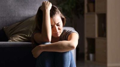 أخصائية نفسية تُحدد أبرز أعراض الاكتئاب 