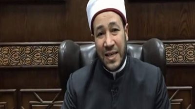 «الإفتاء»: لا يجوز للزوج إجبار زوجته على ترك العمل في هذه الحالة