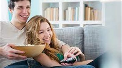 نصائح تمنحك السعادة في عيد الحب رغم قضائه بالمنزل 