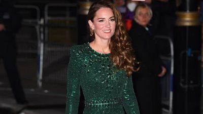 الأميرة كيت دوقة كامبريدج تتألق بفستان مُعاد تدويره في لندن