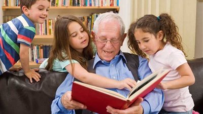 الحفيد.. باكورة المشكلات الأسرية.. وخبيرة تحذر من تدخل الأجداد