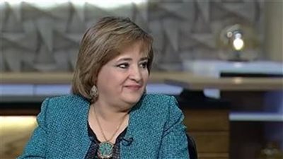 أستاذ علم الاجتماع تكشف أسباب تدليل الأم لزوج ابنتها وكراهية «مرات ابنها»