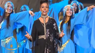 احتفالية طريق الكباش.. هند الراوي تشدو بـ«أحلى بلاد الدنيا بلادي»