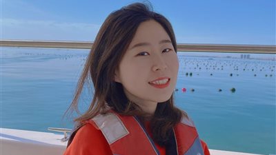 «خفة دم صينية».. آسيا يوتيوبر تُقلد المشاهد المصرية ببراعة| فيديو