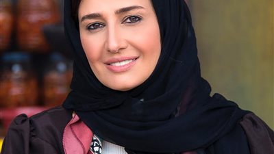 «لا أحد يُشبهك».. حلا شيحة توجه رسالة مؤثرة لوالدها
