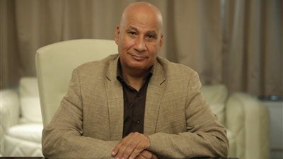 جمال فرويز يكشف عن فرق السن المناسب للارتباط